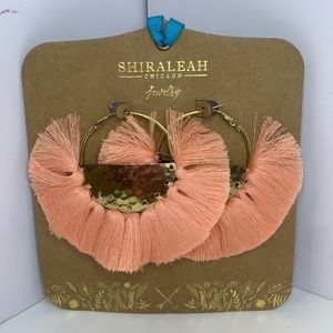 NWT SHIRALEAH CHICAGO PEACH ANYA TASSEL HOOP EARRINGS